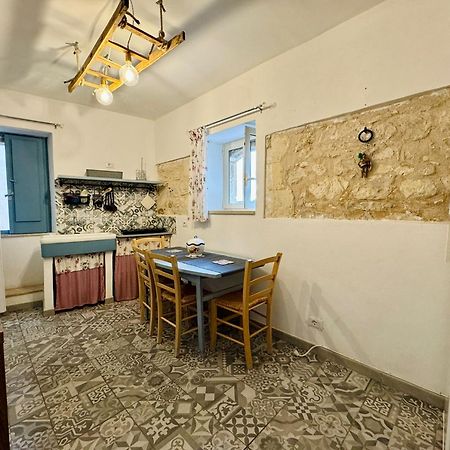 Villa La Casa D'Ila Modica Esterno foto